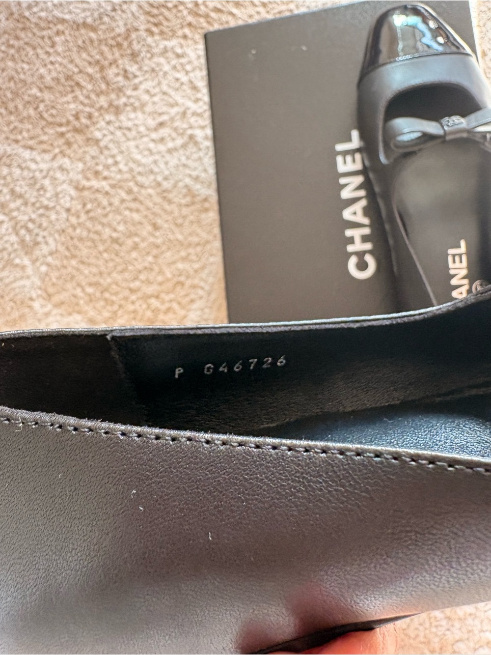 Authentic CHANEL Black Patent Cap-Toe Bow Ballet Flats - Asia Exclusive FW 25 - Picture 2 of 6